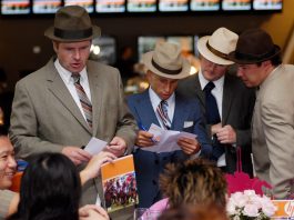 BOOKIES IN A FINE MESS WITH OLIVER HARDY! BOOKIES IN A FINE MESS WITH OLIVER HARDY!