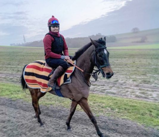 Burrows Edge wins Lanzarote in Kempton 175-1 4-horse winning accumulator