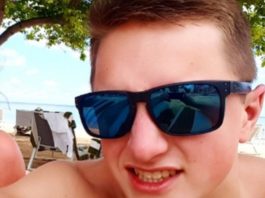 Jockey Tom Marquand selfie down under. Photo: Twitter.