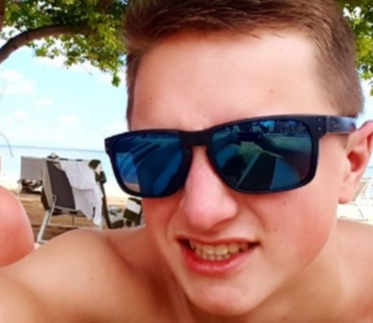 Jockey Tom Marquand selfie down under. Photo: Twitter.