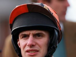 Golden Gift completes fromthehorsesmouth.info 81-1 accumulator