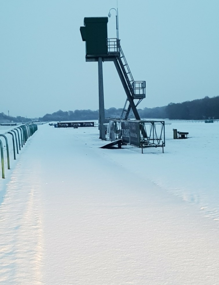 Haydock Park abandoned on December 30 due to snow and rain. Photos: Courtesy Haydock Park.