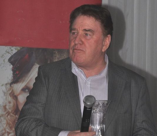 Trainer Llewellyn fined £2,750 in breach of non-trier rules Trainer Bernard Llewellyn fined £2,750 after being found in breach of the non-trier rules.