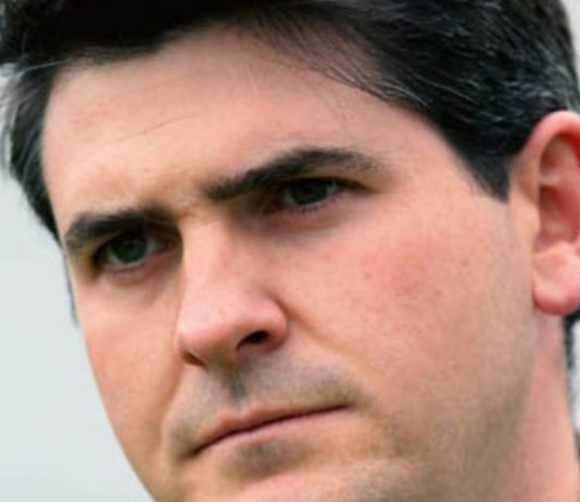 Hugo Palmer trained Convertible Betway Casino Handicap at Lingfield success.