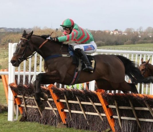 Tom Midgley rides Coup De Gold (3.20) and Betty Ballo (5.40) Hexham.