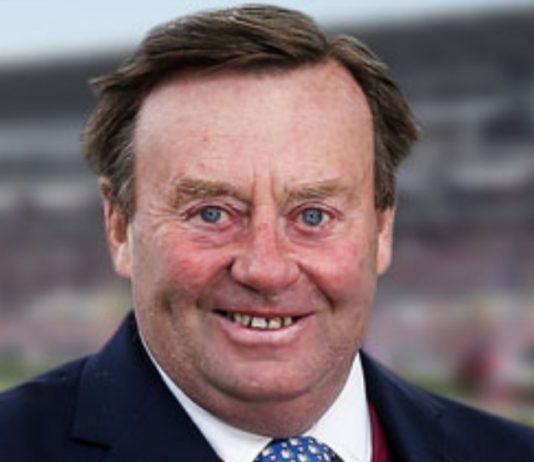Nicky Henderson saddled Chives to complete fromthehorsesmouth.info 72-1 Bangor treble.