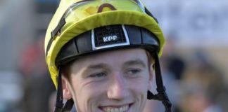 David Egan rode Title to victory at Doncaster St Leger meeting.