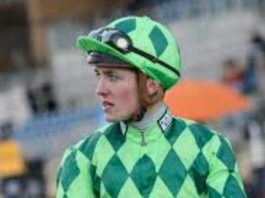 Kevin Scott rides Juan Elcana (1.55) Ayr.