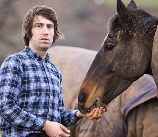 Saturday’s Racing Previews and tips Sandown Park, Haydock Park Christian Williams trained Kitty’s Light (3.32) Sandown bet365 Gold Cup bid.