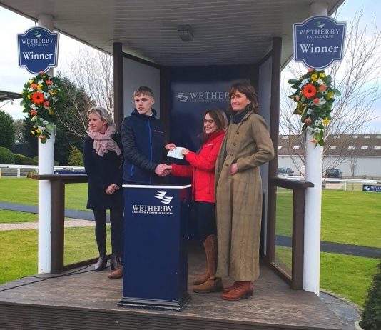 KIRBY ZIG-ZAG’S AT WETHERBY AND MUSSELBURGH Awaiting the winner at Wetherby