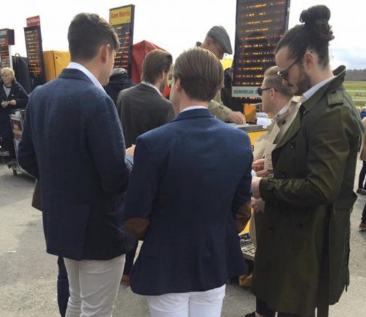 On-course bookmakers will be back on tracks