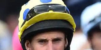 Ryan Moore fine form on board fromthehorsesmouth.info tip Grove Ferry at Lingfield.