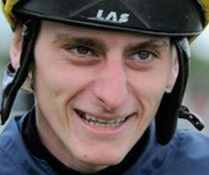 Adam Kirby rode fromthehorsesmouth.info 10-1 double at Lingfield Park.