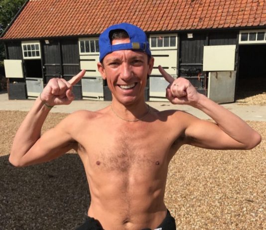 Frankie Dettori rides Palace Pier (3.35) Newbury. Photo: Twitter.