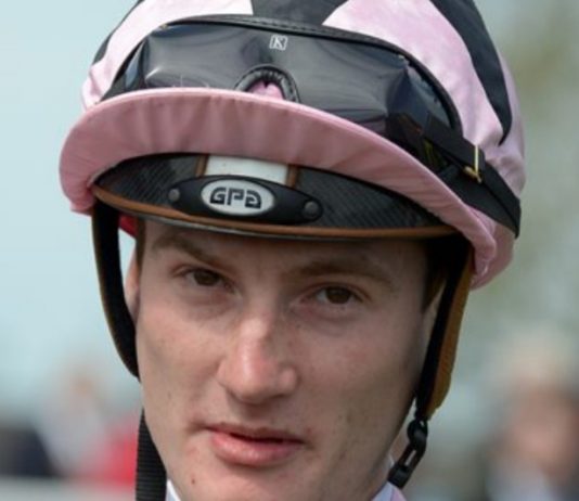 Spanish Kiss (13-2) tipped by fromthehorsesmouth.info York win under Daniel Muscutt.