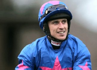 Paddy Brennan rode Ultimate Getaway to victory at Worcester completing fromthehorsesmouth.info 17 Super Saturday tips.