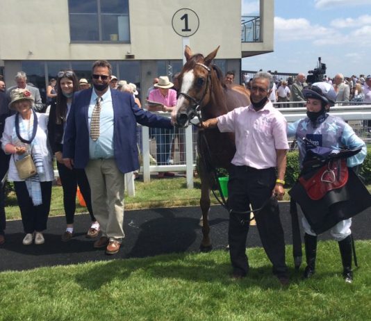 SUPER HEINZ 86,184 fromthehorsesmouth.info ACCUMULATOR Lady Elysia (5-2) ridden by George Dobie won the At The Races Handicap over 1m 3f at Bath.