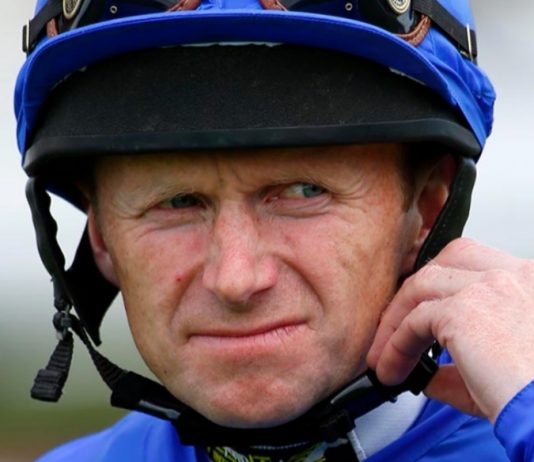 Joe Fanning rode Cuban Dancer to victory at Newmarket.