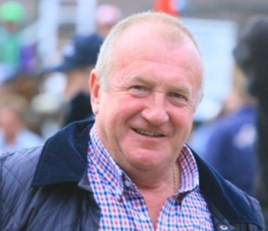 Roger Fell trained Oso Rapido (4.00) tipped in Edinburgh Gin Handicap at Musselburgh.