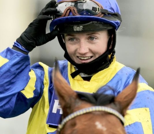 Holly Doyle rides Glen Shiel (1.50) Haydock.