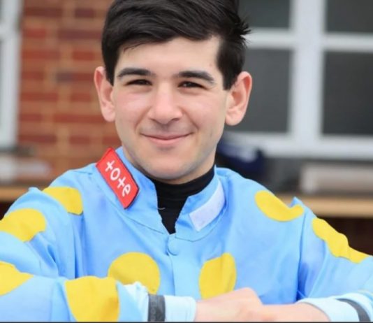 Amanda Hugs 'N' Kisses completes fromthehorsesmouth.info 6,110 accumulator