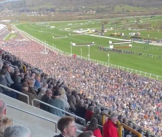 Vauban (6-4), State Man (11-4) A Plus Tard (3-1) Elimay (9-4) fromthehorsesmouth.info 121-1 accumulator