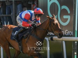 Serious Charges, Beauport and Mille Sussurri Uttoxeter 70-1 fromthehorsesmouth.info treble Anthony Honeyball saddled Serious Charges (7-2) tippedbyfromthehorsesmouth.info, to a 6 1/2 lengths win under Rex Dingle
