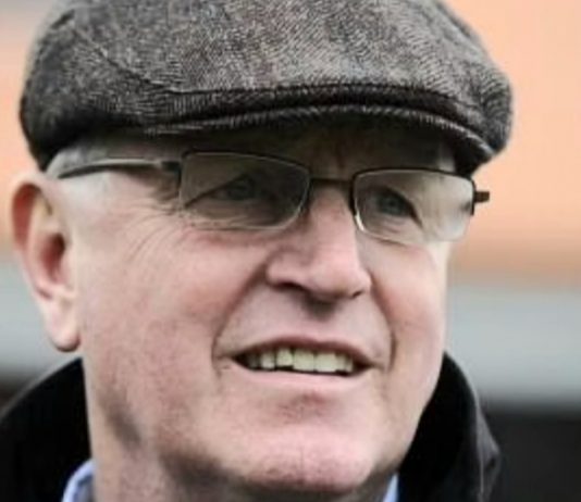 Thirsk – Stoute-Astro King head £50,000 Fitzdares Thirsk Hunt Cup Mick Channon: Trais Fluors on great terms with himself.